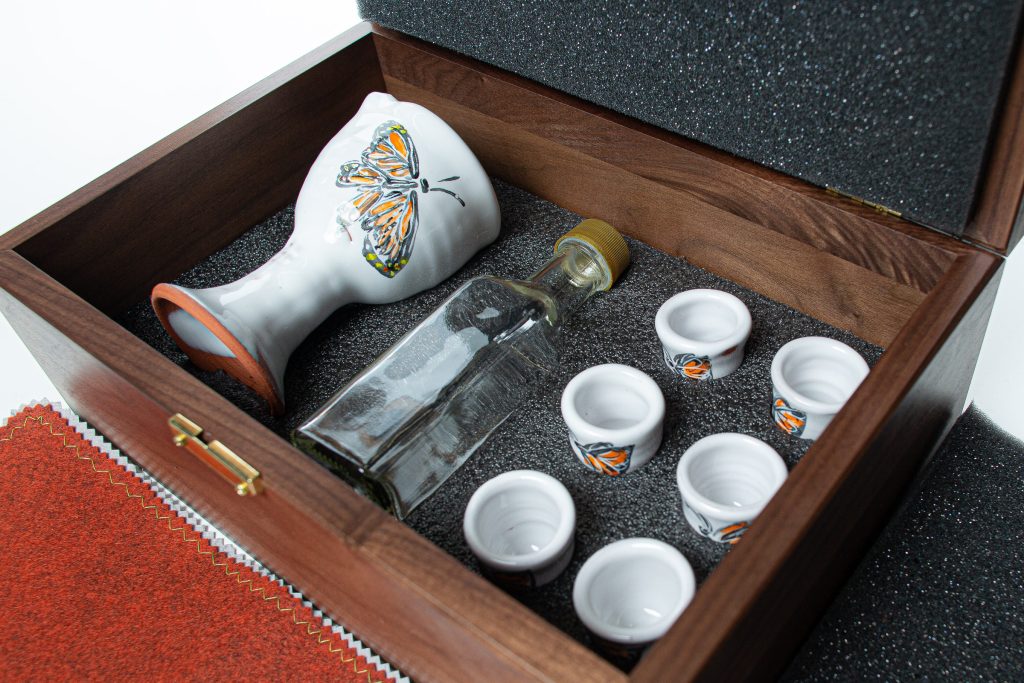 Ceramic Portable Communion Set Small Group Set Butterfly