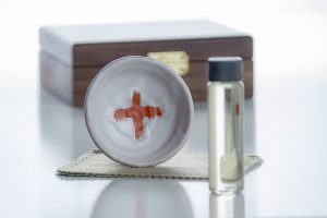 ceramic-deluxe-anointing-bowl-sets-natural-clay-cross-5763